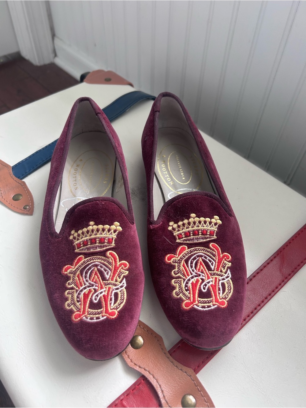 Stubbs & Wootton Burgundy Velvet Embroidered Crest Loafers
